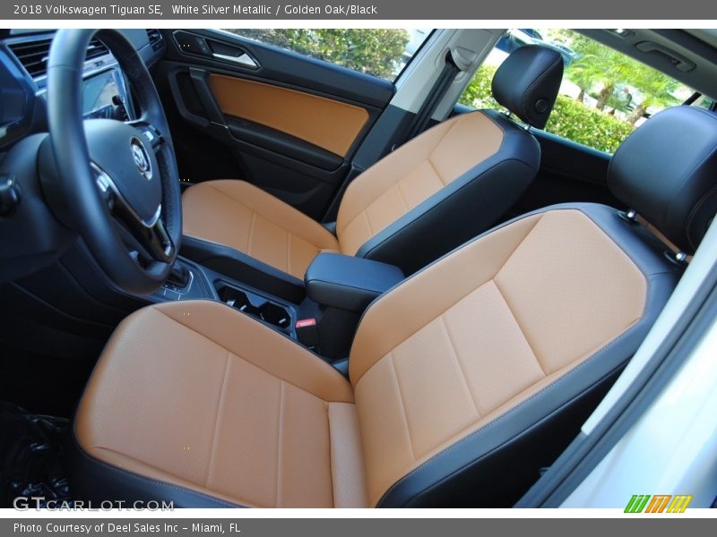  2018 Tiguan SE Golden Oak/Black Interior