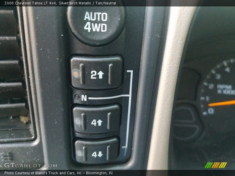 Silver Birch Metallic / Tan/Neutral 2006 Chevrolet Tahoe LT 4x4
