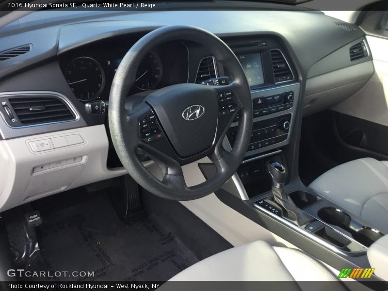 Quartz White Pearl / Beige 2016 Hyundai Sonata SE