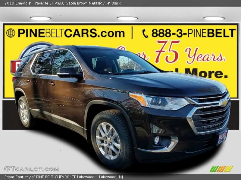 Sable Brown Metallic / Jet Black 2018 Chevrolet Traverse LT AWD