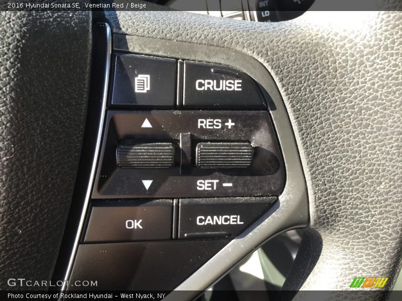 Venetian Red / Beige 2016 Hyundai Sonata SE