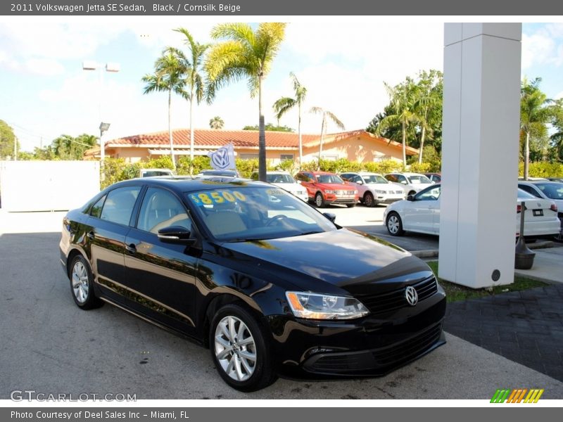 Black / Cornsilk Beige 2011 Volkswagen Jetta SE Sedan