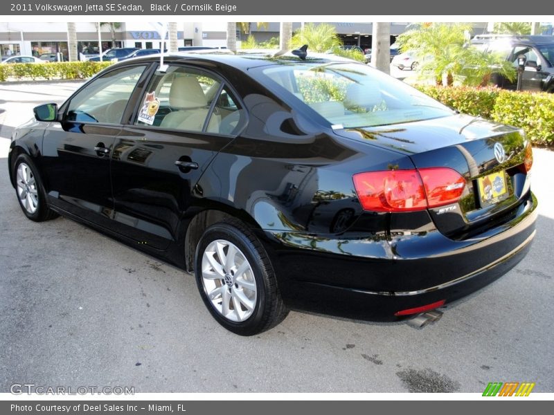 Black / Cornsilk Beige 2011 Volkswagen Jetta SE Sedan