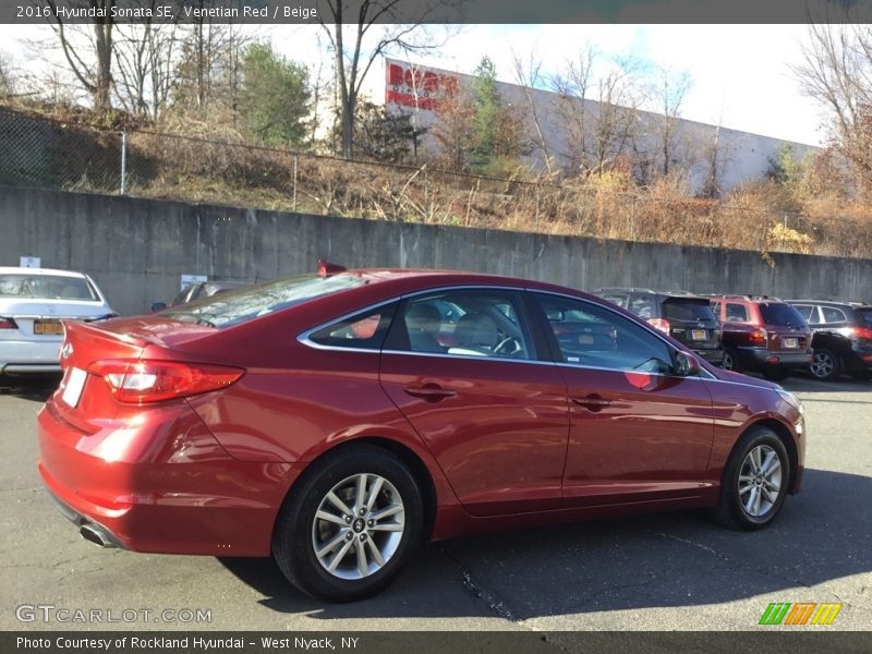 Venetian Red / Beige 2016 Hyundai Sonata SE