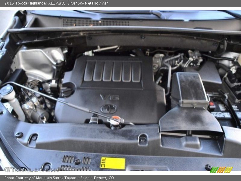 Silver Sky Metallic / Ash 2015 Toyota Highlander XLE AWD