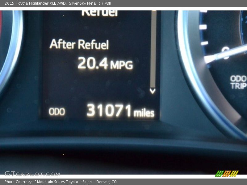 Silver Sky Metallic / Ash 2015 Toyota Highlander XLE AWD