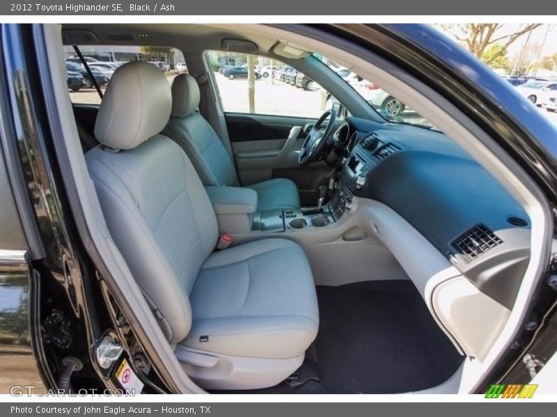 Black / Ash 2012 Toyota Highlander SE