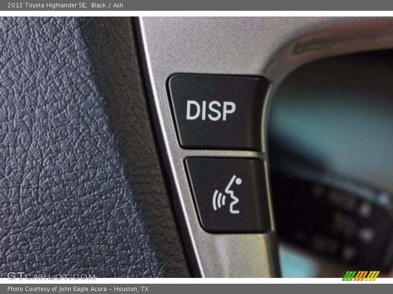 Black / Ash 2012 Toyota Highlander SE