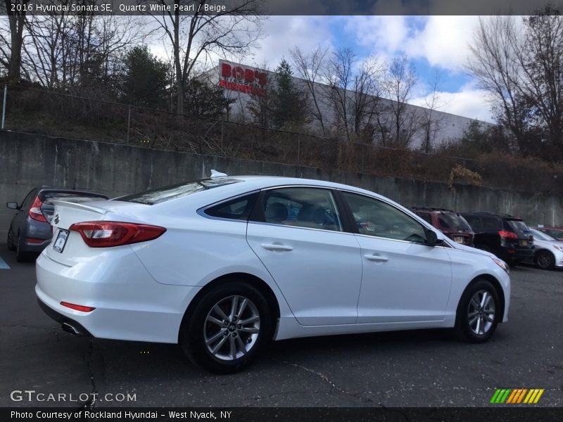 Quartz White Pearl / Beige 2016 Hyundai Sonata SE