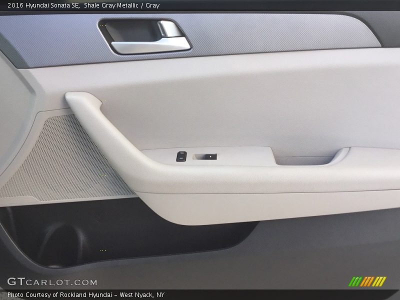 Shale Gray Metallic / Gray 2016 Hyundai Sonata SE