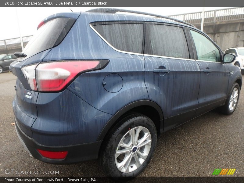 Blue Metallic / Charcoal Black 2018 Ford Escape SE 4WD