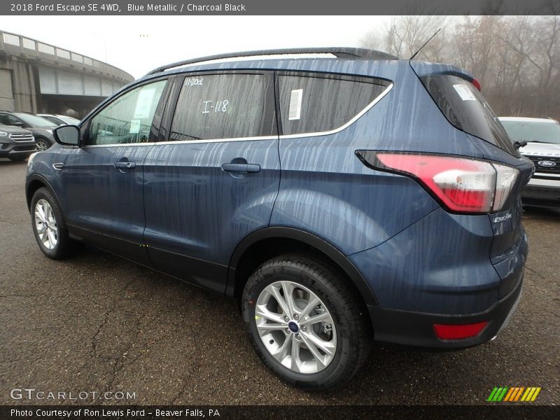 Blue Metallic / Charcoal Black 2018 Ford Escape SE 4WD