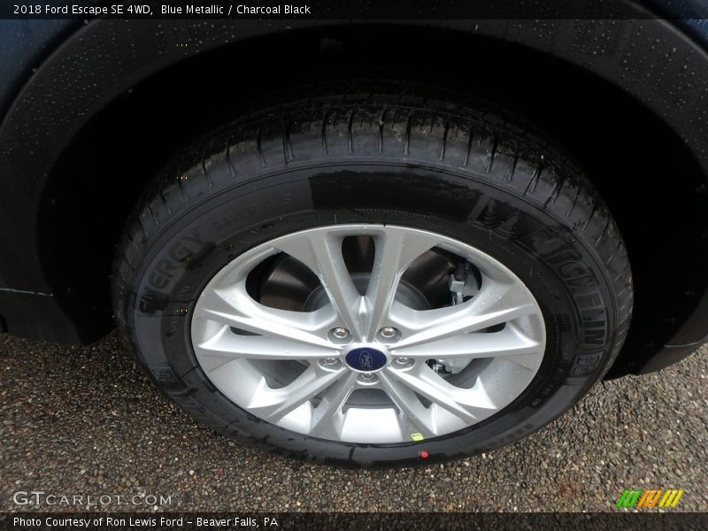 Blue Metallic / Charcoal Black 2018 Ford Escape SE 4WD