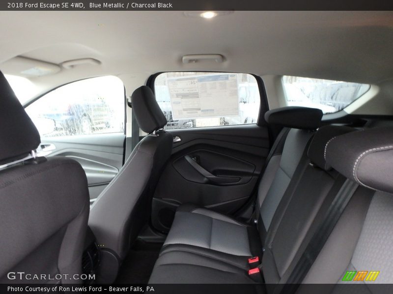Blue Metallic / Charcoal Black 2018 Ford Escape SE 4WD