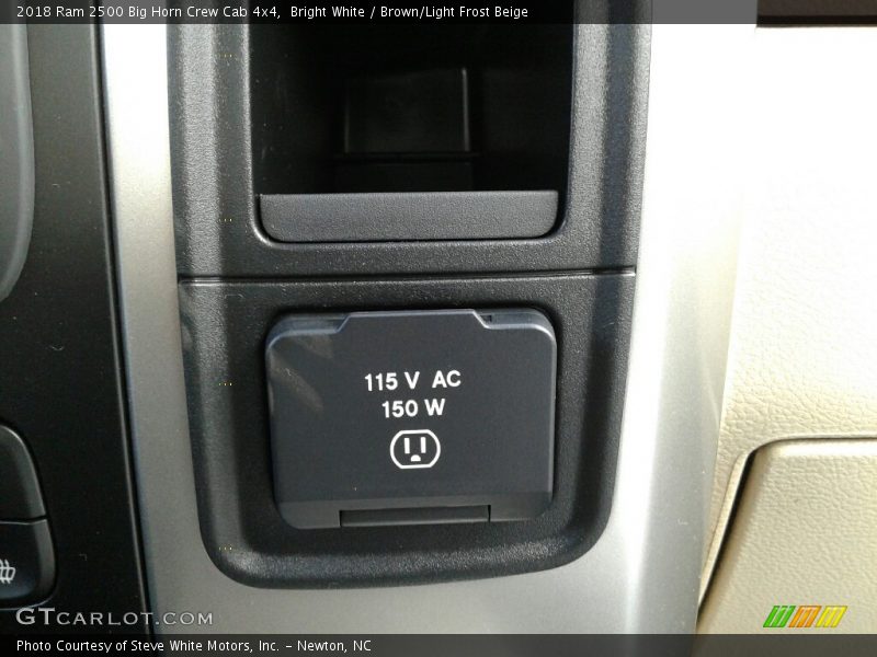 Bright White / Brown/Light Frost Beige 2018 Ram 2500 Big Horn Crew Cab 4x4