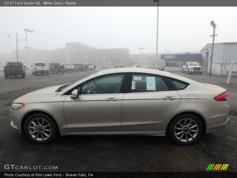 White Gold / Ebony 2017 Ford Fusion SE