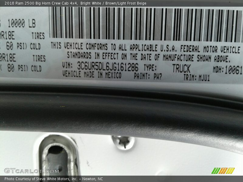 Bright White / Brown/Light Frost Beige 2018 Ram 2500 Big Horn Crew Cab 4x4