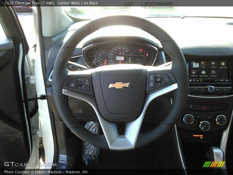 Summit White / Jet Black 2018 Chevrolet Trax LT AWD