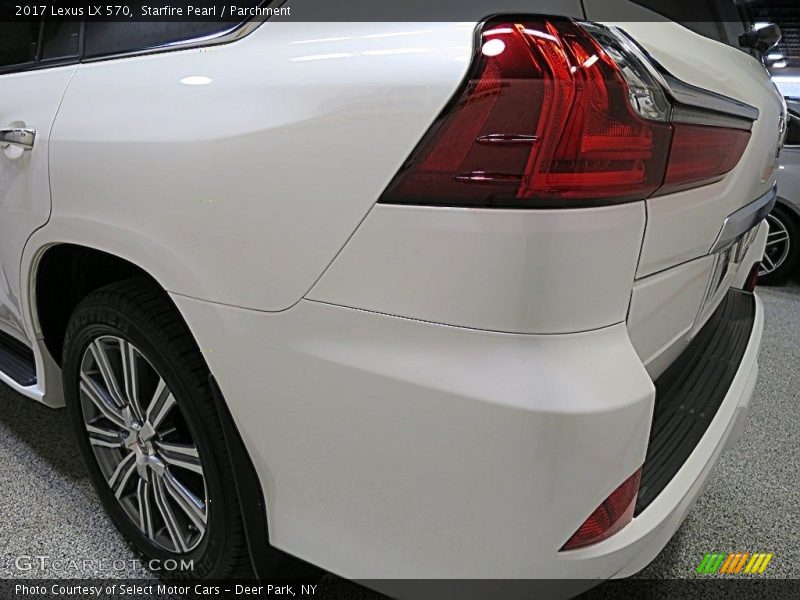 Starfire Pearl / Parchment 2017 Lexus LX 570