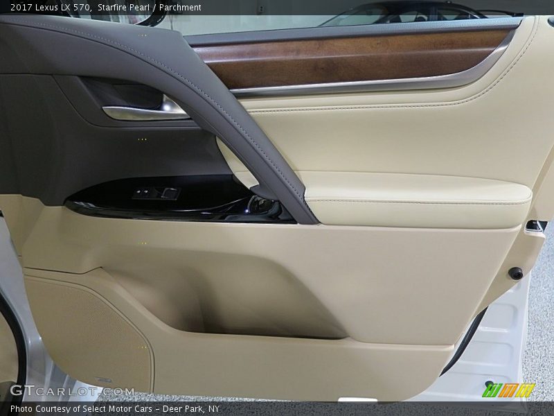 Starfire Pearl / Parchment 2017 Lexus LX 570