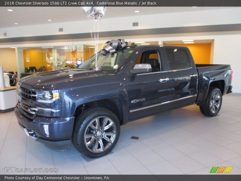 Front 3/4 View of 2018 Silverado 1500 LTZ Crew Cab 4x4