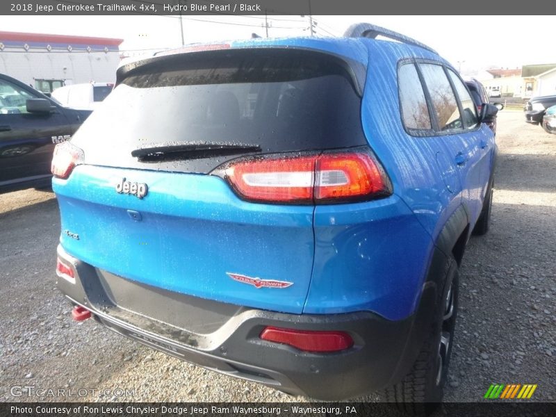Hydro Blue Pearl / Black 2018 Jeep Cherokee Trailhawk 4x4