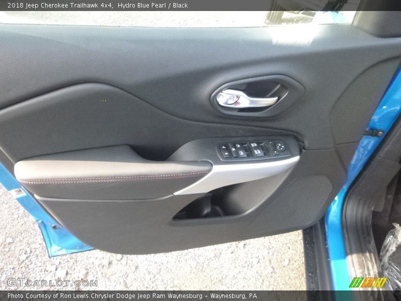 Hydro Blue Pearl / Black 2018 Jeep Cherokee Trailhawk 4x4