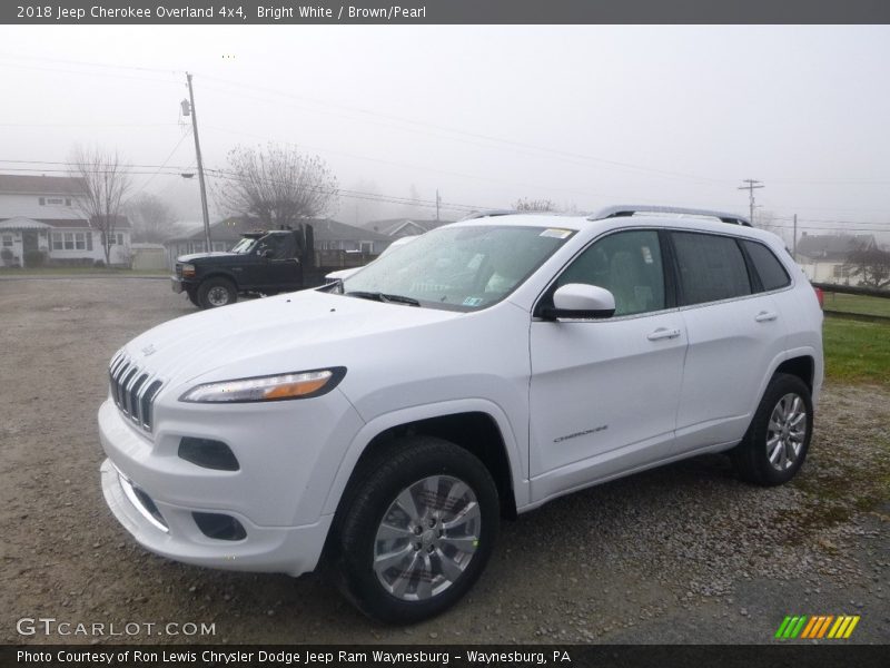 Bright White / Brown/Pearl 2018 Jeep Cherokee Overland 4x4