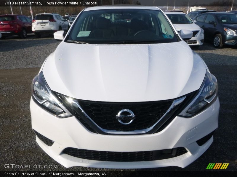 Fresh Powder White / Charcoal 2018 Nissan Sentra S