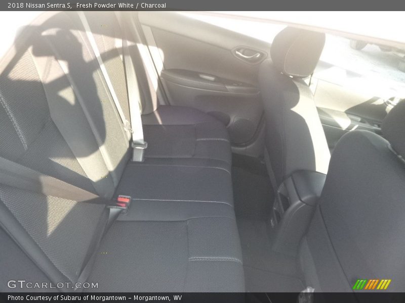 Fresh Powder White / Charcoal 2018 Nissan Sentra S
