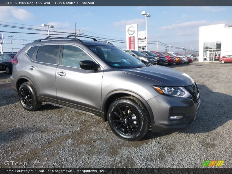Front 3/4 View of 2018 Rogue SV AWD