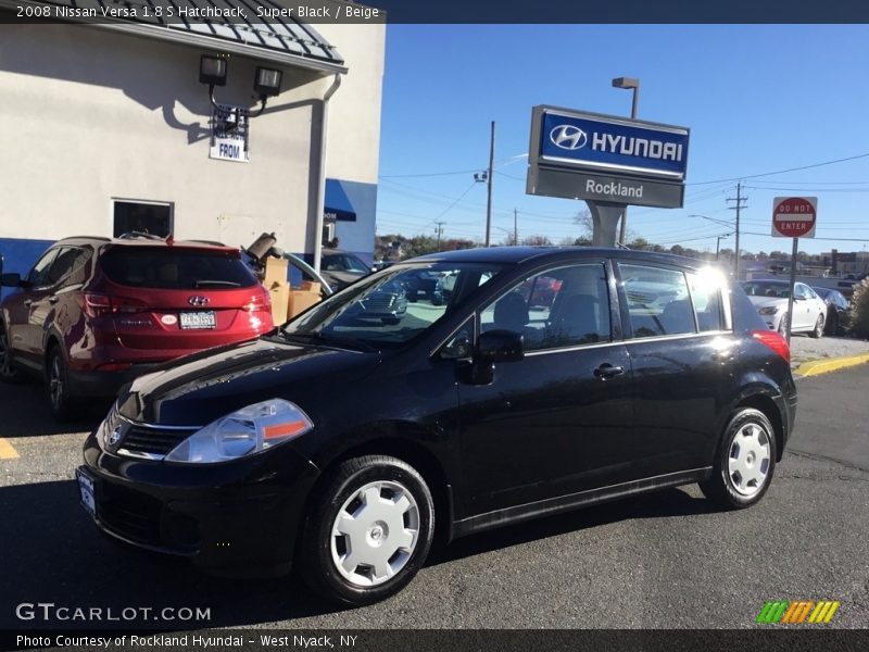 Super Black / Beige 2008 Nissan Versa 1.8 S Hatchback