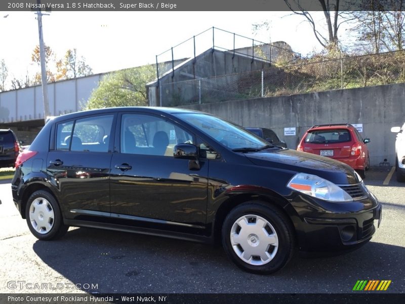 Super Black / Beige 2008 Nissan Versa 1.8 S Hatchback