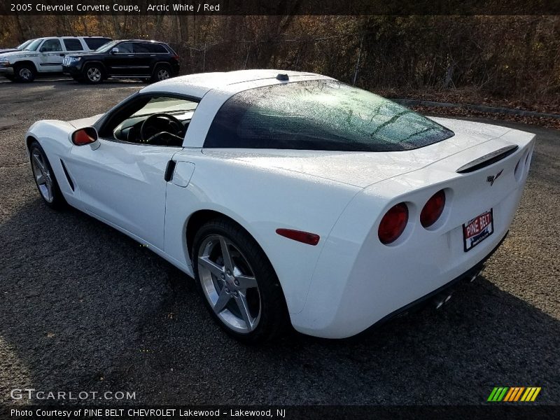 Arctic White / Red 2005 Chevrolet Corvette Coupe