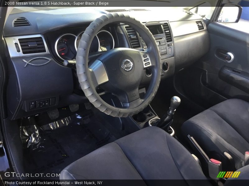 Super Black / Beige 2008 Nissan Versa 1.8 S Hatchback