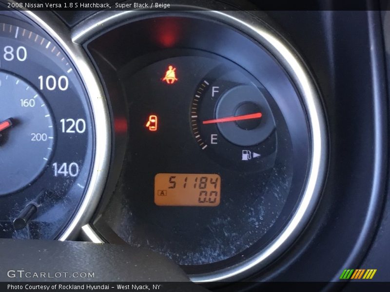 Super Black / Beige 2008 Nissan Versa 1.8 S Hatchback