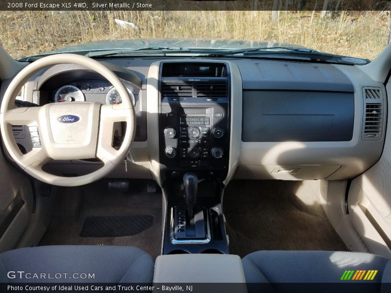 Silver Metallic / Stone 2008 Ford Escape XLS 4WD