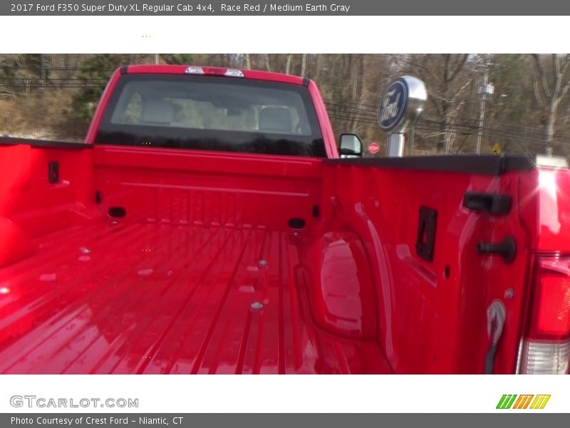 Race Red / Medium Earth Gray 2017 Ford F350 Super Duty XL Regular Cab 4x4