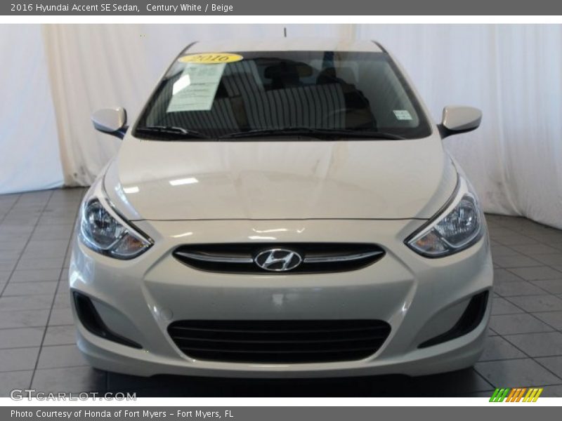 Century White / Beige 2016 Hyundai Accent SE Sedan
