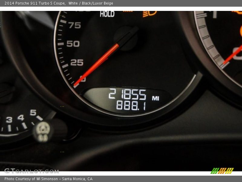 White / Black/Luxor Beige 2014 Porsche 911 Turbo S Coupe