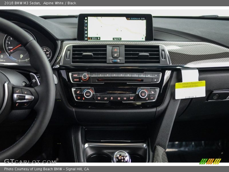 Alpine White / Black 2018 BMW M3 Sedan