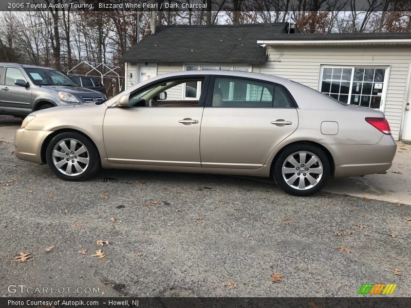 Blizzard White Pearl / Dark Charcoal 2006 Toyota Avalon Touring