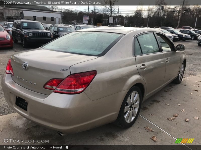 Blizzard White Pearl / Dark Charcoal 2006 Toyota Avalon Touring