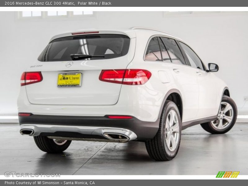 Polar White / Black 2016 Mercedes-Benz GLC 300 4Matic