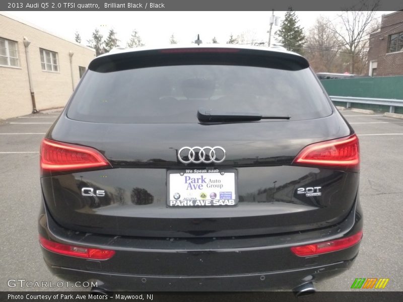 Brilliant Black / Black 2013 Audi Q5 2.0 TFSI quattro