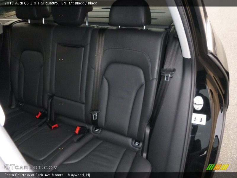 Brilliant Black / Black 2013 Audi Q5 2.0 TFSI quattro
