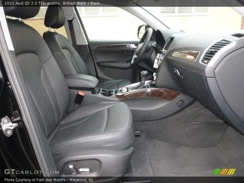 Brilliant Black / Black 2013 Audi Q5 2.0 TFSI quattro