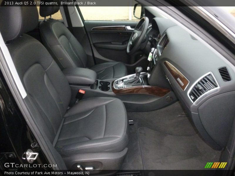 Brilliant Black / Black 2013 Audi Q5 2.0 TFSI quattro
