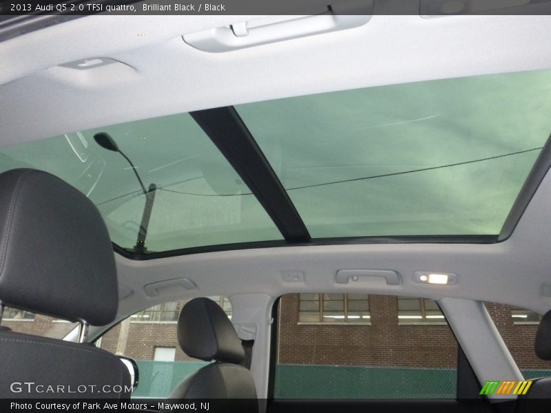 Brilliant Black / Black 2013 Audi Q5 2.0 TFSI quattro