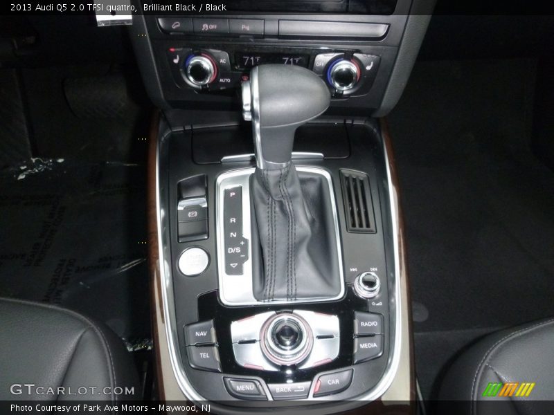 Brilliant Black / Black 2013 Audi Q5 2.0 TFSI quattro